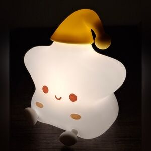 NIB little star night light up dimmable rechargeable silicon lamp for kids